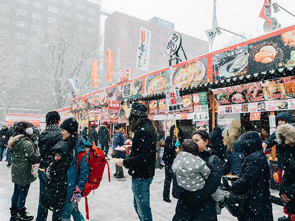 5 khu du lịch Nhật Bản màu đông chìm trong tuyết trắng