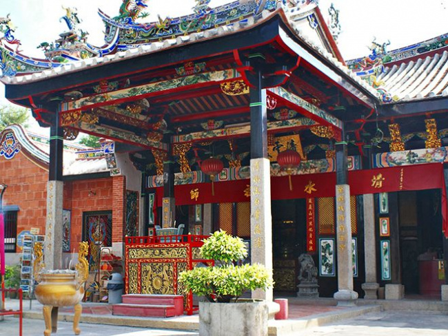 penang, malaysia, châu á, du lịch malaysia tự túc: khám phá ngôi đền rắn có một không hai