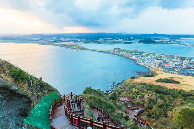 Cẩm nang tour du lịch Hàn Quốc tháng 8 cho người đi lần đầu