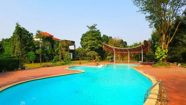 chiêm ngưỡng ngay top 15 villa hoà bình có bể bơi đẹp
