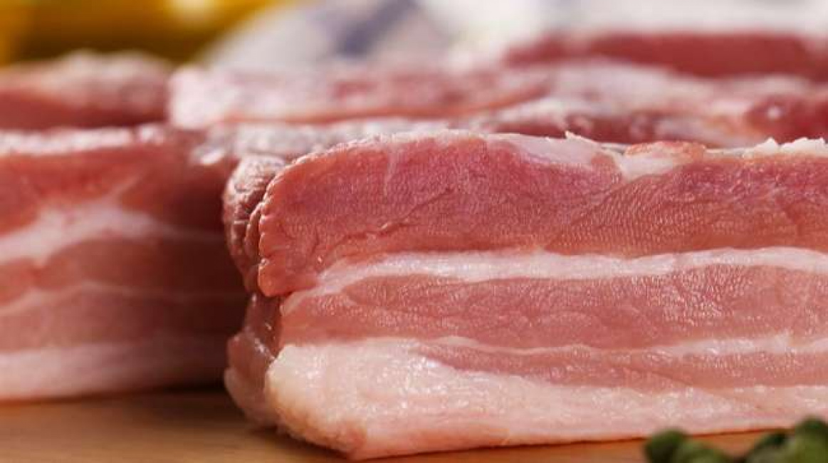 Cách luộc thịt lợn không bị hôi – Mẹo hay từ đầu bếp