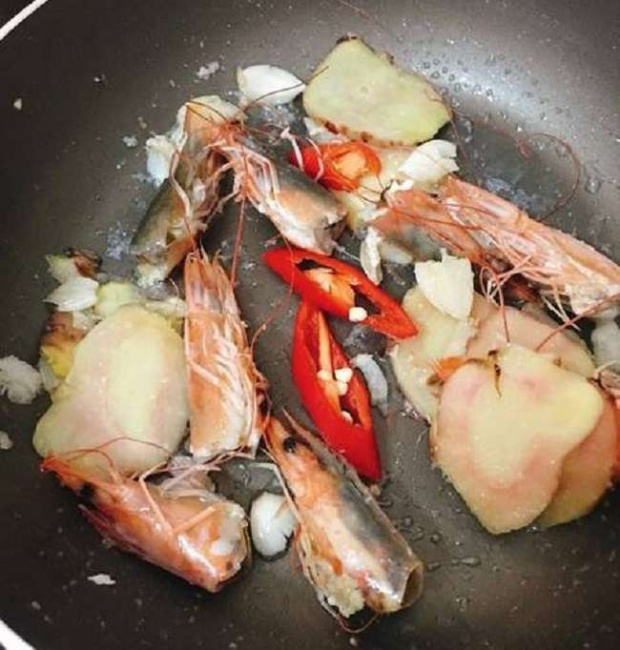 hướng dẫn 3 cách nấu lẩu hải sản ngon ngọt, dễ làm tại nhà