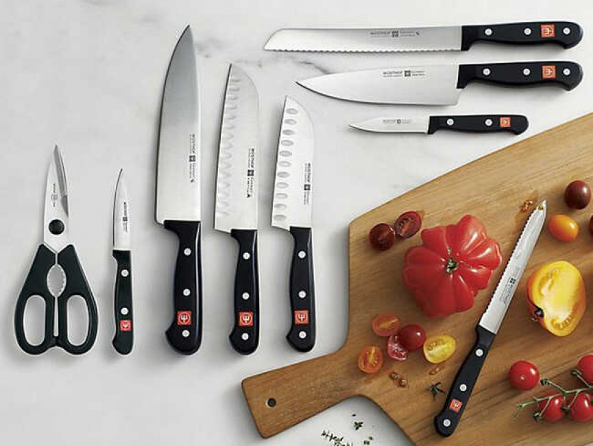 Cách chọn dao thép làm bếp tốt cho gian bếp nhà bạn