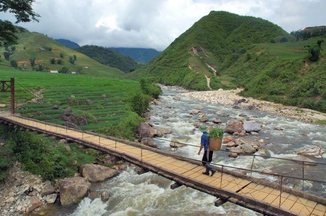 lào cai, leo núi, trekking, kinh nghiệm leo núi fansipan 2020: đường đi, mất bao lâu, chuẩn bị gì…?