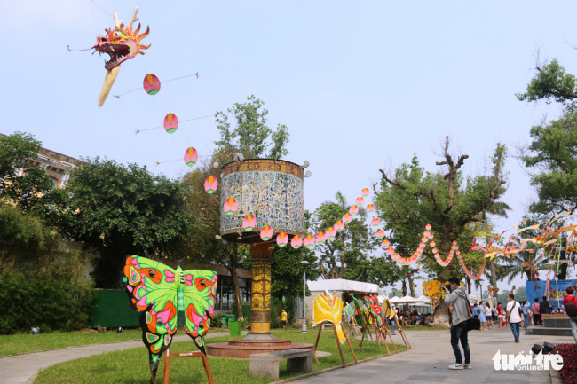 kite festival, kitefly a kite, opening ceremony, opening the festival, organizing committee, phu van lau, hue kite festival 2022: dragon kites, butterfly kites, flute kites fly