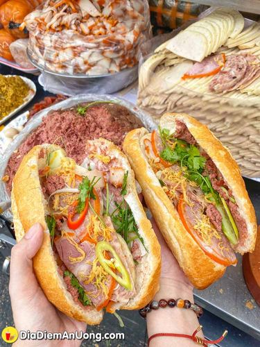 , siêu cấp chất lượng hàng bánh mì 15k/ổ có pa tê nhà làm nổi tiếng quận 6