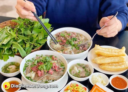 Không cần đi Hà Nội vẫn có thể thưởng thức hương vị PHỞ LÝ QUỐC SƯ ngon nổi tiếng ngay tại Sài Gòn