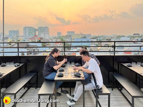 “mồi bén” khai trương chi nhánh rooftop tại tân bình, tặng ngay shoju và pate nhum