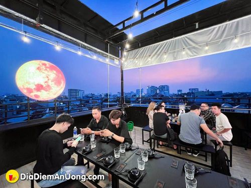 “mồi bén” khai trương chi nhánh rooftop tại tân bình, tặng ngay shoju và pate nhum