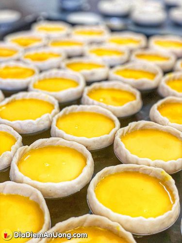 bánh trứng hong kong siêu hot trên mxh gia truyền hơn 80 năm ở quận 10