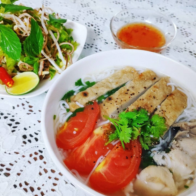 15 món ăn sáng ngon ở Nha Trang cùng địa chỉ bao rẻ, bao chất