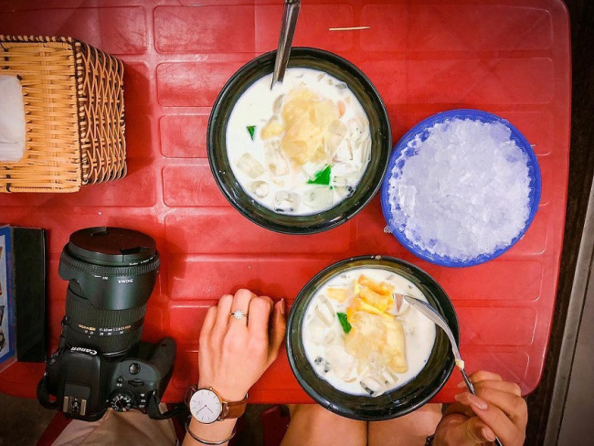 Dân bản địa mách 12 quán chè ngon ở Đà Nẵng ăn hoài không chán