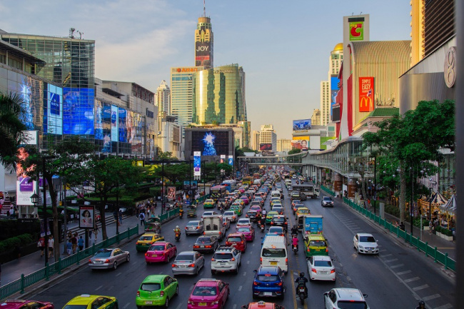 Khám phá thủ đô Bangkok nhộn nhịp