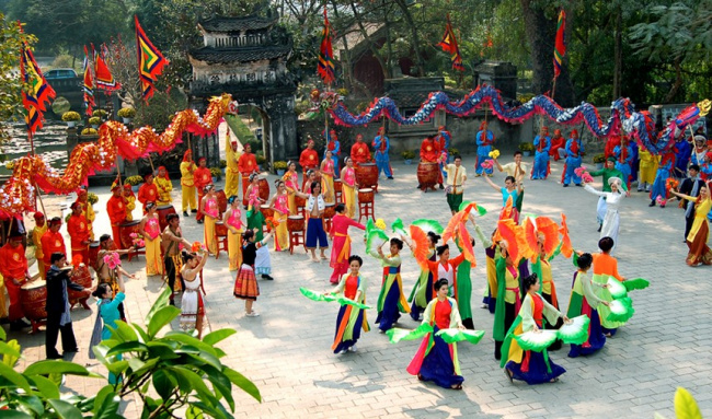 Top 10 lễ hội ở Ninh Bình đặc sắc nhất