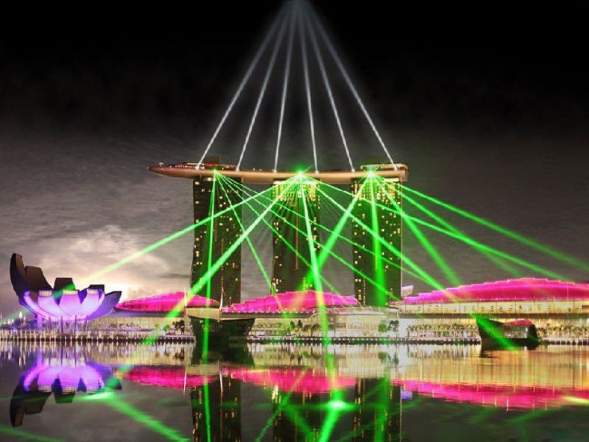 Top những show diễn âm thanh ánh sáng huyền ảo tại Singapore