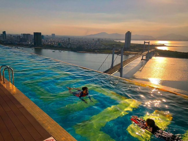 , review về golden bay hotel – khách sạn dát vàng tại đà nẵng