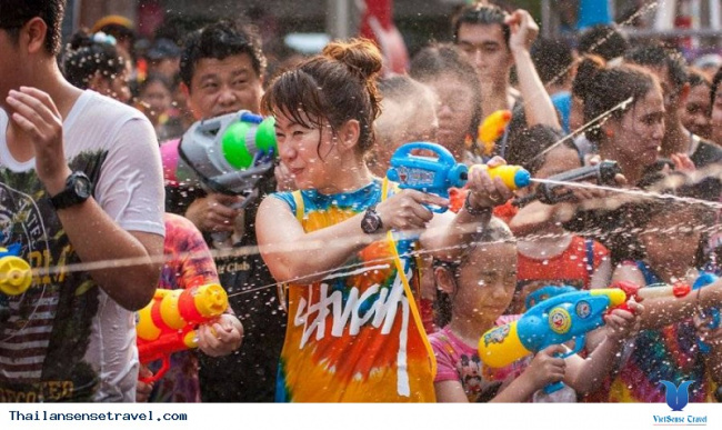 Bí kíp “hứng trọn” may mắn với lễ hội té nước – Thái Lan