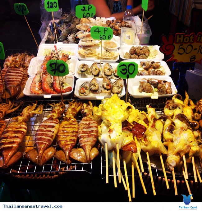 con phố ẩm thực cùng những món ăn bình dân tại bangkok thái lan