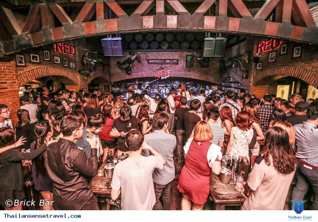 Những quán bar nức tiếng nhất tại Bangkok Thái Lan