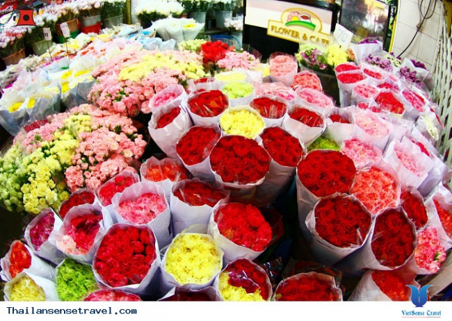 Thăm chợ hoa lớn nhất Bangkok