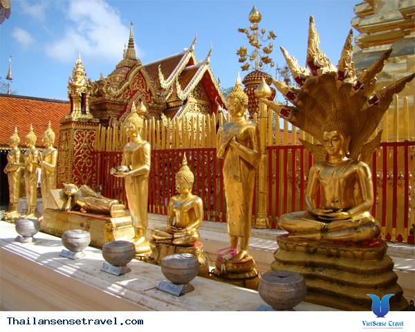 chùa phrathat doi suthep ở chiang mai thái lan