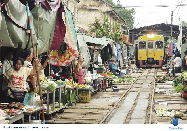 chưa đến 4 khu chợ này thì coi như chưa biết nhiều về bangkok