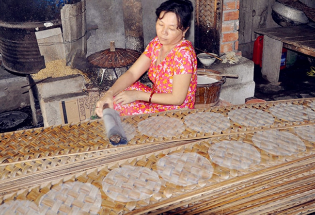 top 5 làng nghề bánh tráng “nức” tiếng miền tây