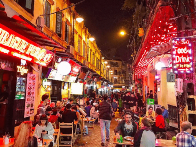 Top 5 địa điểm vui chơi hấp dẫn ở Hà Nội vào ban đêm