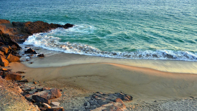 khám phá 6 bãi biển yên bình nhất thế giới