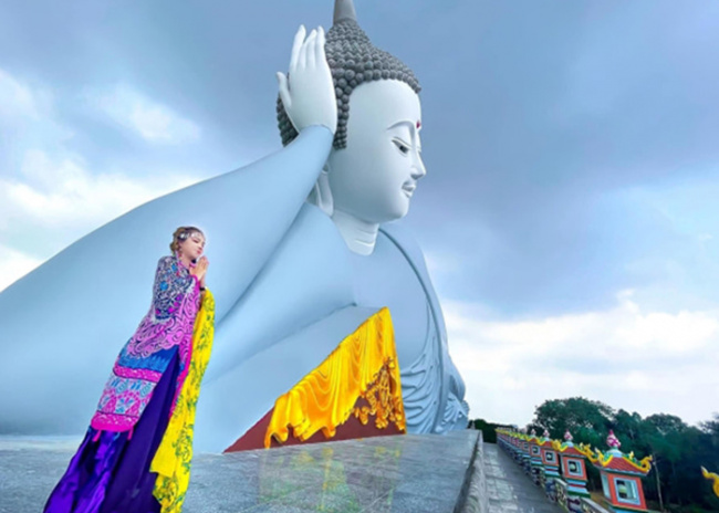 shakyamuni buddha statue, soc trang tourist destination, spiritual tourism, western tourist destination, admire vietnam’s largest reclining buddha statue in soc trang