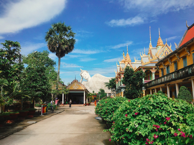 Chùa Som Rong – Ngôi chùa Khmer tuyệt đẹp ở Sóc Trăng