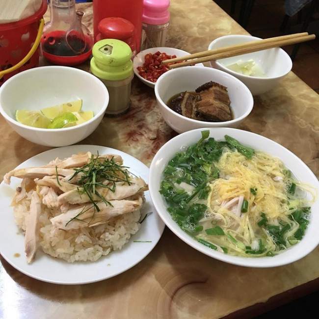 delicious restaurant, hanoi vermicelli, craving for bun thang? we invite you to come to these delicious bun thang restaurants in hanoi