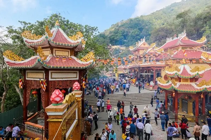 Nét tinh hoa của văn hóa  kiến trúc Phật Giáo Việt ẩn chứa trong tượng Phật đỉnh núi Bà Đen