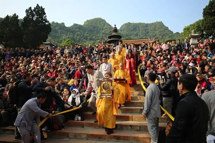 lễ hội chùa hương – nét đẹp văn hóa tín ngưỡng của người việt