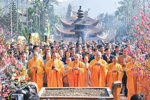 lễ hội chùa hương – nét đẹp văn hóa tín ngưỡng của người việt