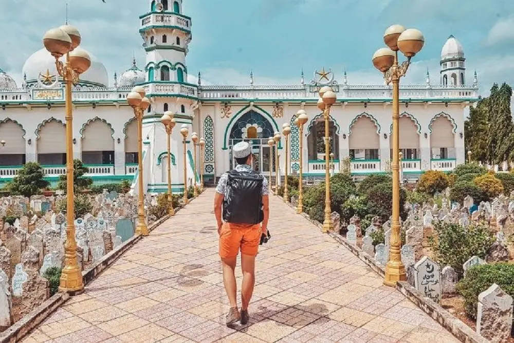 Chiêm ngưỡng khu thánh đường đẹp nhất Việt Nam: Masjid Jamiul Azhar