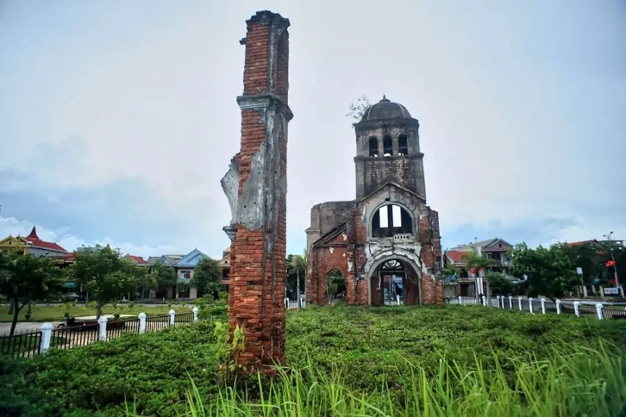Nhà thờ Tam Tòa – Chứng tích lịch sử hào hùng của dân tộc