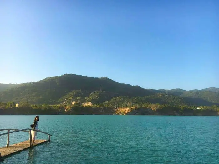 Hồ Đá Xanh – Nơi cho ra đời những shoot hình độc đáo