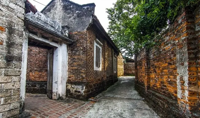 Ghé ngôi làng cổ hơn 100 tuổi Phong Nam