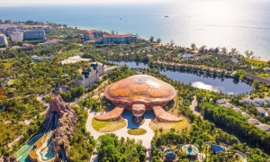 beautiful resort, playground, travel 30/4, vacation 30/4 and 1/5, vietnam tourism, 4 record amusement parks opened on april 30