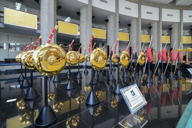 bảo tàng royal regalia – brunei