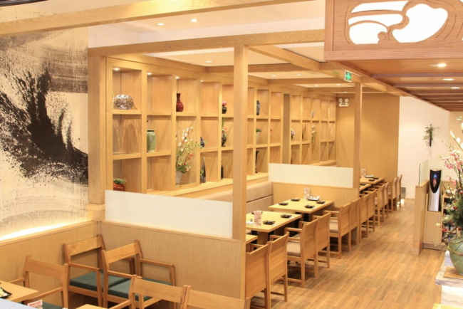 Có gì hấp dẫn ở Chiyoda Sushi mà tổng lãnh sự Nhật ghé thưởng thức?