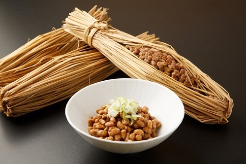 natto nhật bản, natto, món ăn, đậu tương lên men, cách làm món ăn, khám phá cách làm đậu tương lên men natto của nhật bản