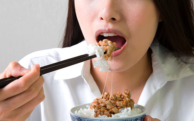 natto nhật bản, natto, món ăn, đậu tương lên men, cách làm món ăn, khám phá cách làm đậu tương lên men natto của nhật bản