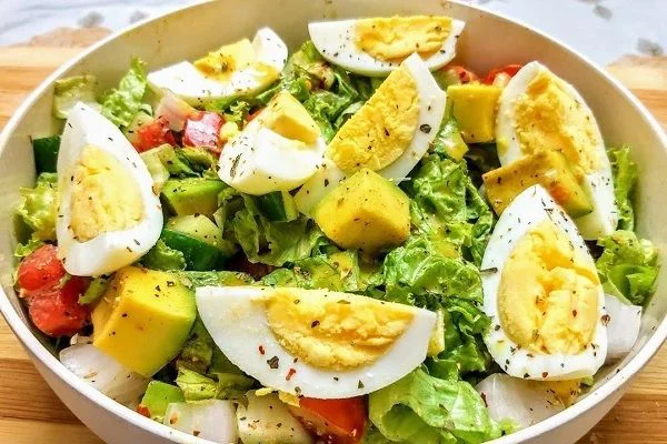 salad bơ trứng, salad, cách làm salad, 2 cách làm salad bơ trứng thơm ngon đơn giản tại nhà