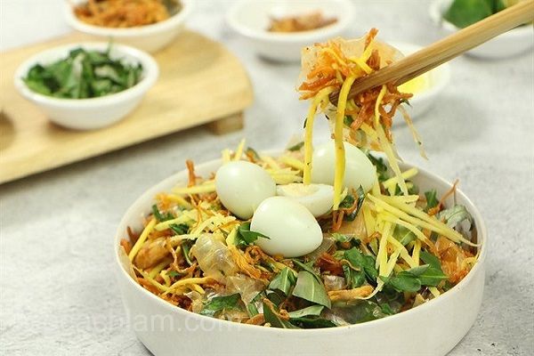 Cách làm bánh tráng trộn-món ăn vặt hấp dẫn Sài Gòn