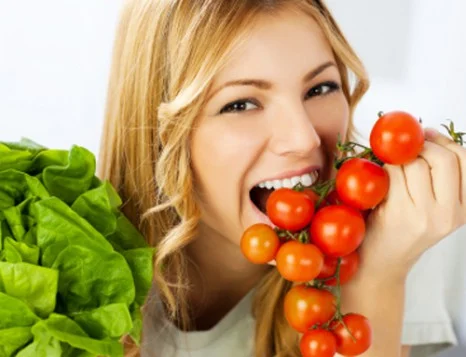 thực đơn ăn thô, chế độ ăn thô, cà chua sống, ăn thô, ăn cà chua thô, ăn cà chua sống, cần chú ý những gì khi ăn cà chua thô