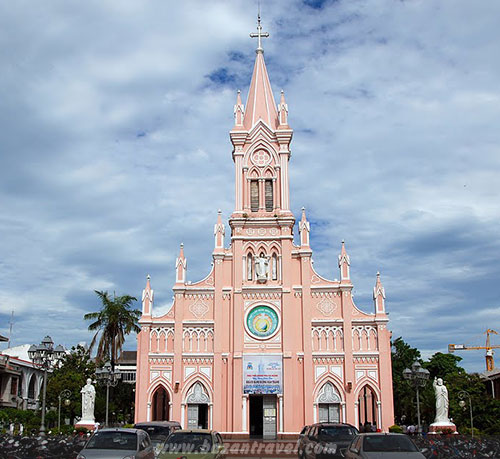 nhà thờ lớn đà nẵng – địa điểm thu hút khách du lịch!