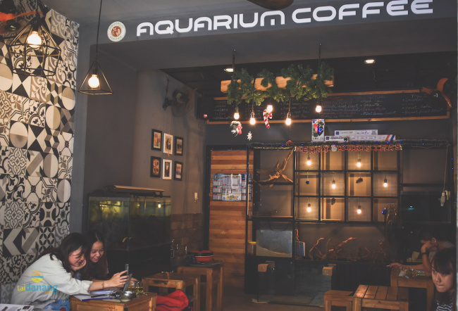 aquarium – một góc cà phê thủy sinh