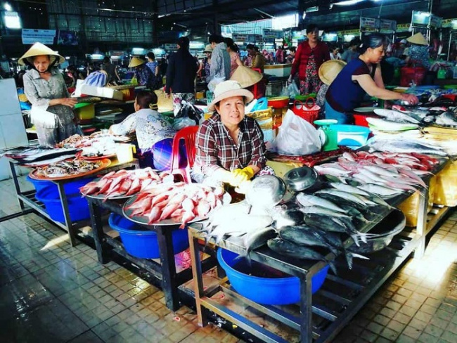 đột nhập【8 khu chợ hải sản nổi tiếng nhất đà nẵng】
